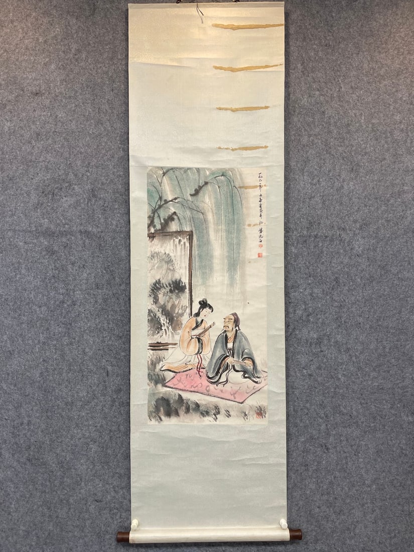 A Chinese Vertical Scroll Ink Painting of Figures on Paper: A Chinese Vertical Scroll Ink Painting of Figures on Paper,Modern Time of China,Fu Baoshi,without frame size:17.7inx37.4in 一幅中国水墨纸本人Ĥ