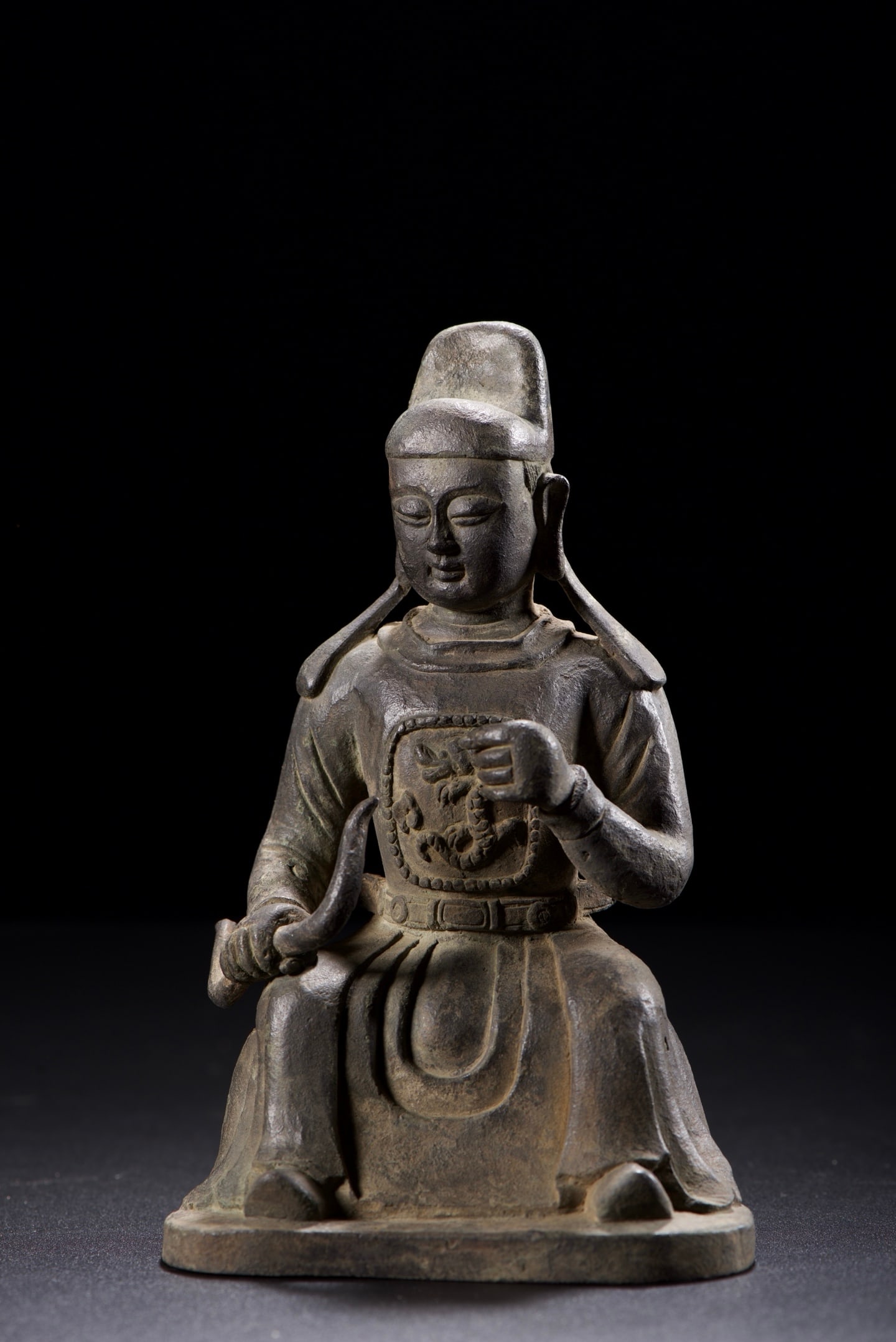 An Exquisite Bronze Figures Statue Ornament: An Exquisite Bronze Figures Statue Ornament,Qing Dynasty, China,Size:6.5inx4.1in ,Weight:903g 铜造人物摆件,中国清代