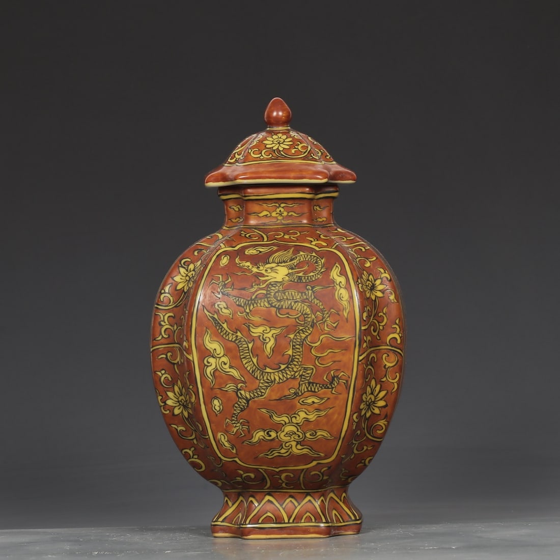 An Exquisite Yellow and Red Color Dragon and Phoenix Pattern Jar: An Exquisite Yellow and Red Color Dragon and Phoenix Pattern Jar,Ming Dynasty, China,Jiajing Six-character Mark,Size:9.4inx2.6inx5.5in