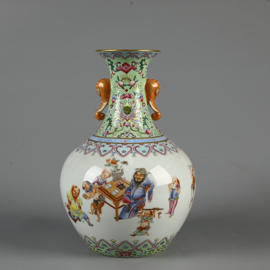 An Exquisite Famille-Rose Figures Pattern Elephant-Ears Vase: An Exquisite Famille-Rose Figures Pattern Elephant-Ears Vase,Qing Dynasty, China,Qianlong Six-character Mark,Size:10.4inx6.7in