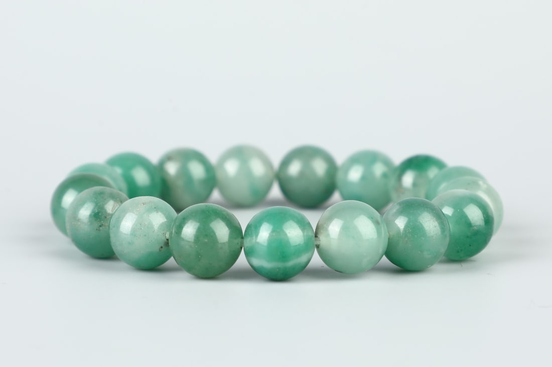 An Exquisite Jadeite Bracelets - 3