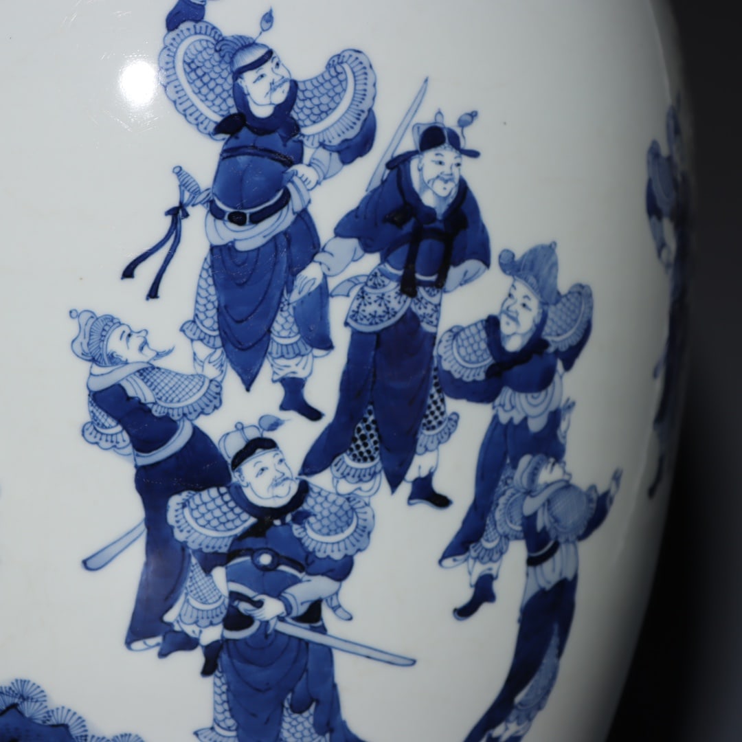 An Exquisite Blue and White Figures Pattern Jar - 6