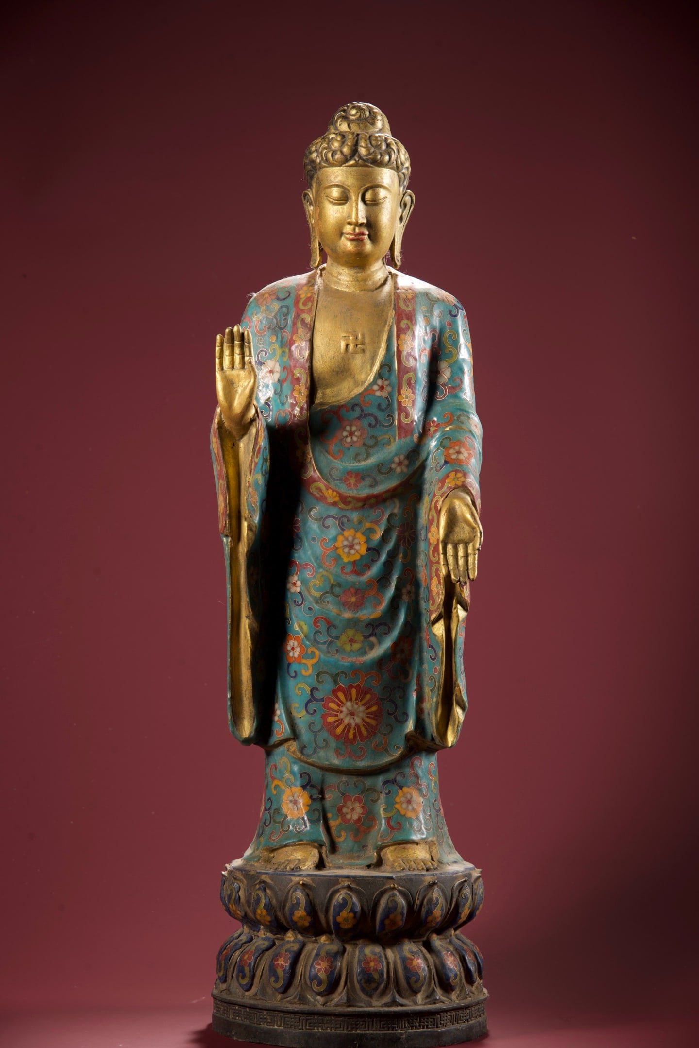 An Exquisite Cloisonne Buddha Statue Ornament: An Exquisite Cloisonne Buddha Statue Ornament,Qing Dynasty, China,Size:24inx7.1in ,Weight:7030g 景泰蓝佛像摆件,中国清代