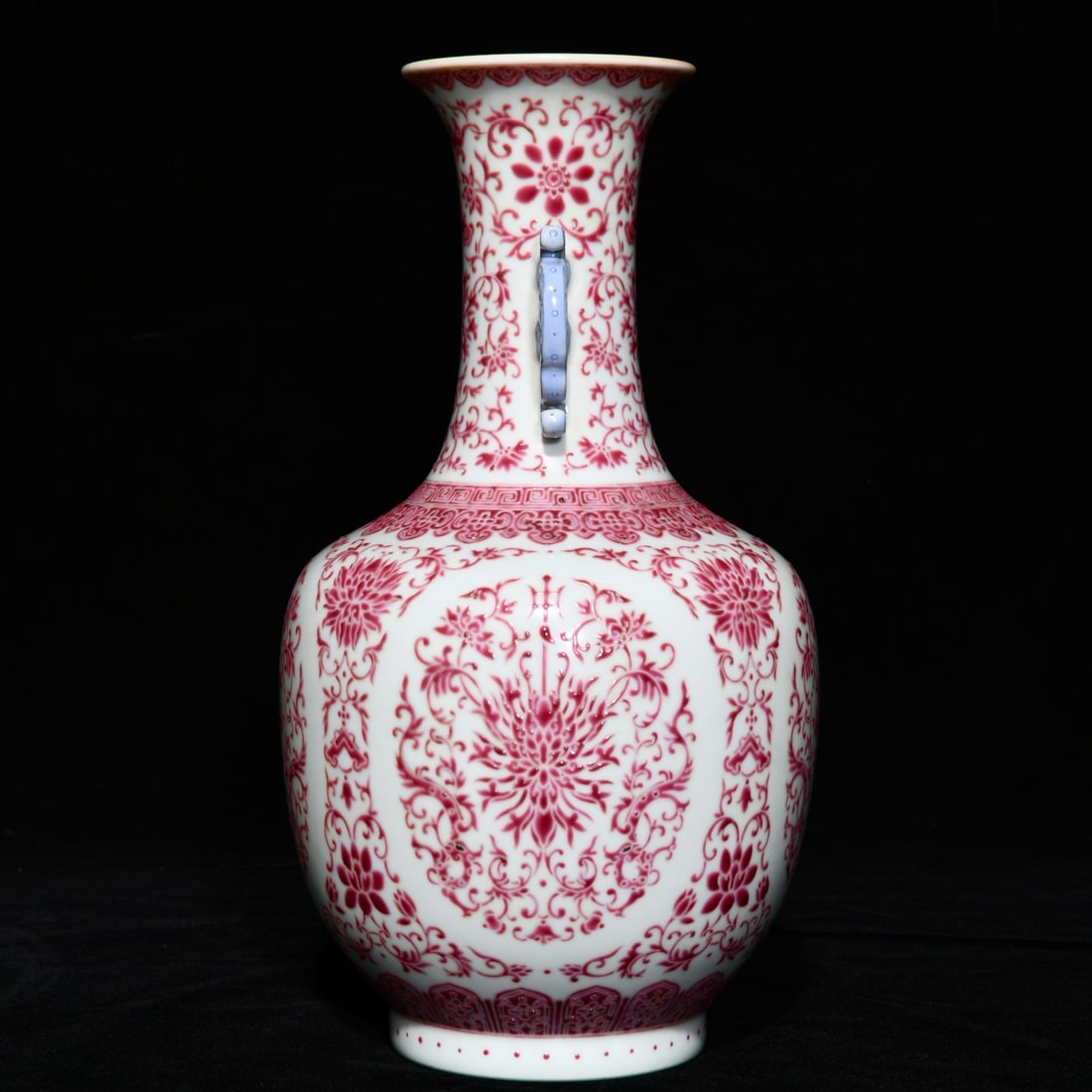 An Exquisite Agate Red Flower Pattern Double-Ears Vase - 2