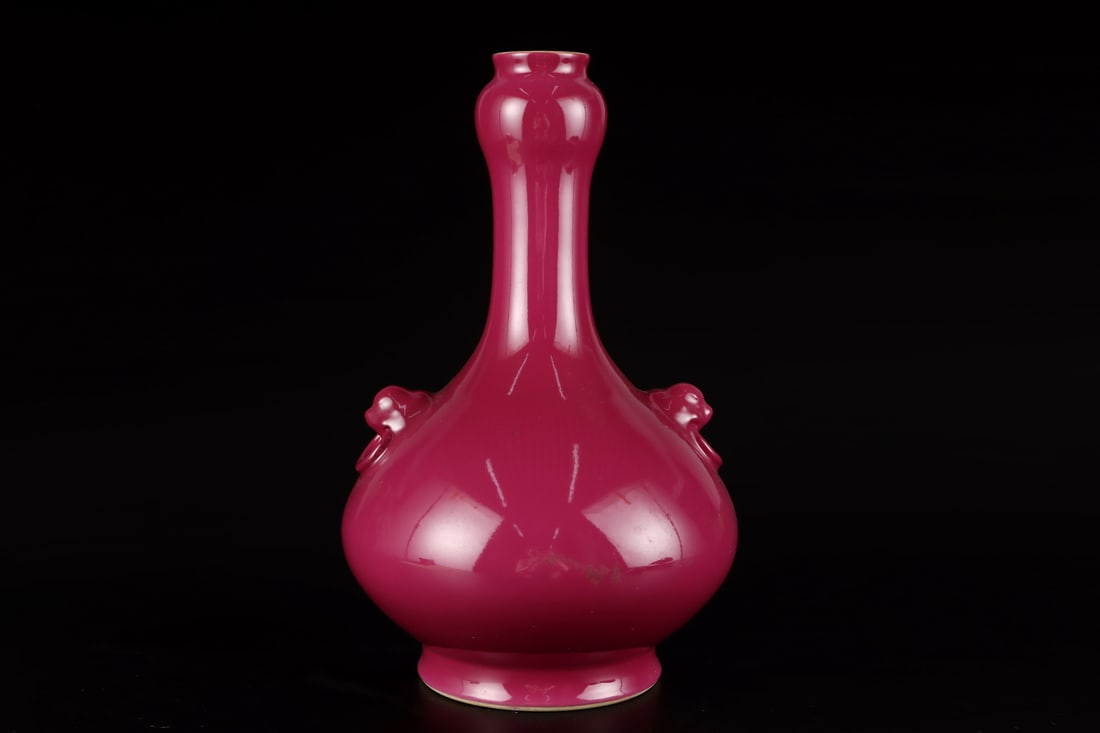 An Exquisite Rouge-pink Ground Double-Ears Vase: An Exquisite Rouge-pink Ground Double-Ears Vase,Qing Dynasty, China,Yongzheng Six-character Mark,Size:11.8inx7.4in