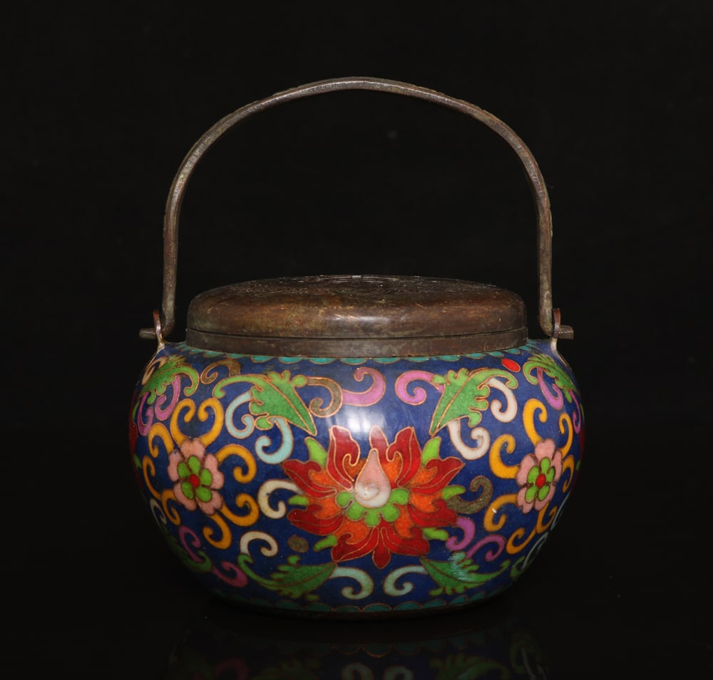 An Exquisite Cloisonne Lotus Pattern Censer: An Exquisite Cloisonne Lotus Pattern Censer,Ming Dynasty, China,Xuande Six-character Mark,Size:5.1inx4.7in,Weight:961g