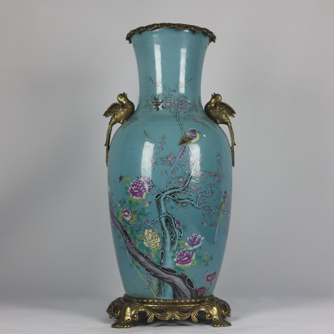 An Exquisite Famille-Rose Flower and Bird Pattern Copper-Inlaid Vase (1 of 9)