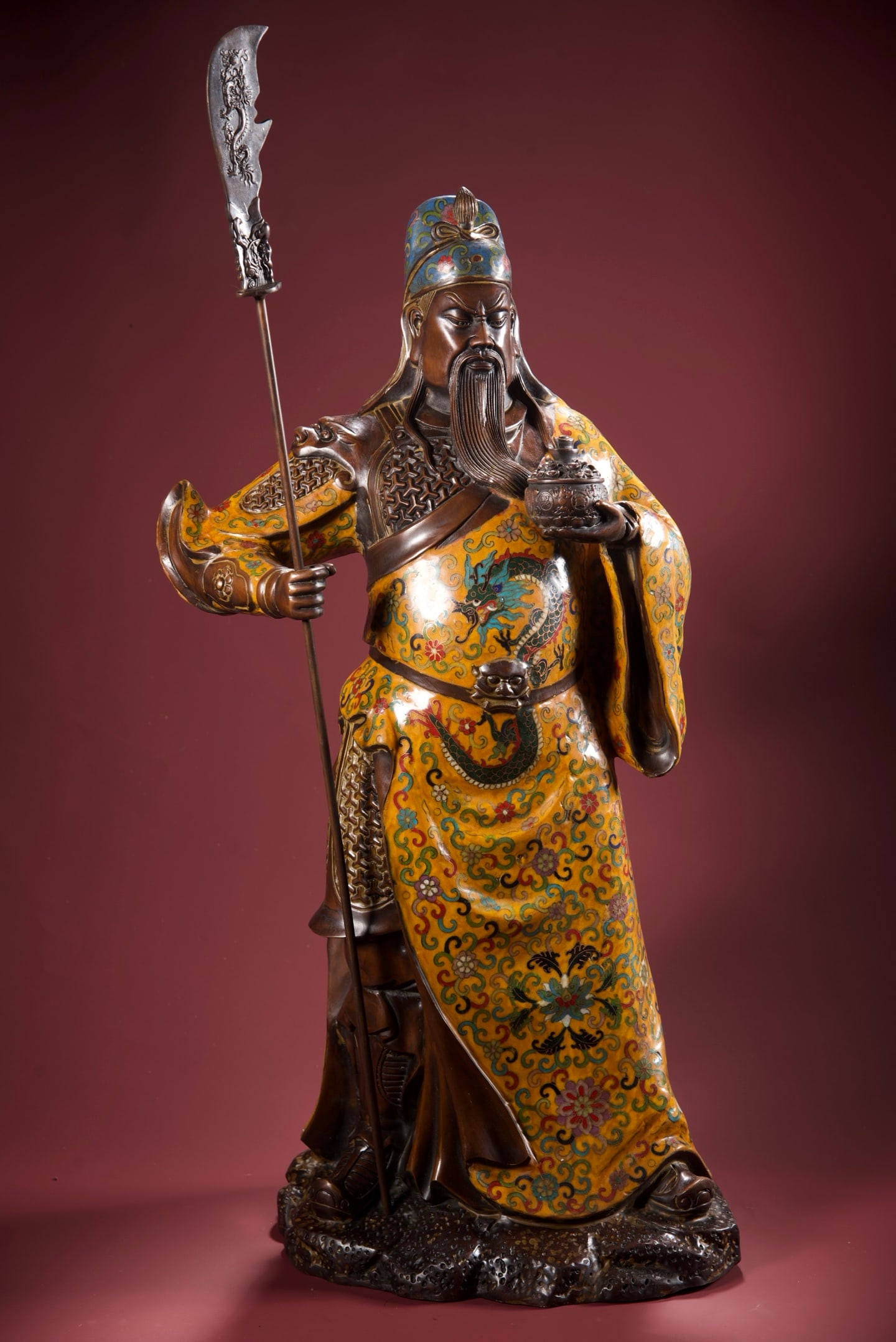 An Exquisite Cloisonne Guan Gong Statue Ornament: An Exquisite Cloisonne Guan Gong Statue Ornament,Qing Dynasty, China,Qianlong Four-character Mark,Size:26.4inx11.8in ,Weight:16000g