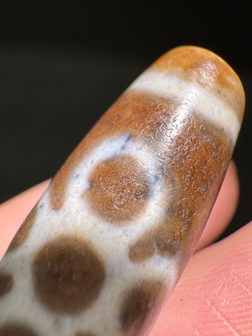 An Exquisite Lightning Five-Eye Dzi bead - 4