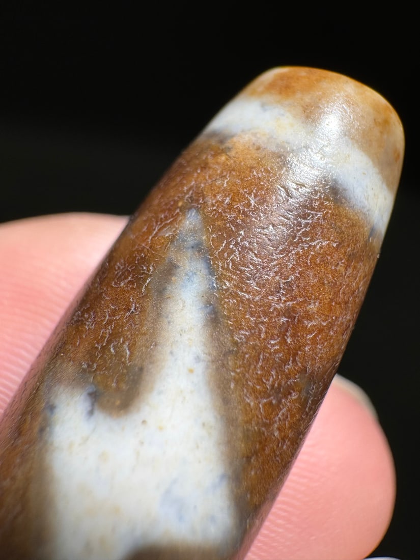 An Exquisite Lightning Five-Eye Dzi bead - 5