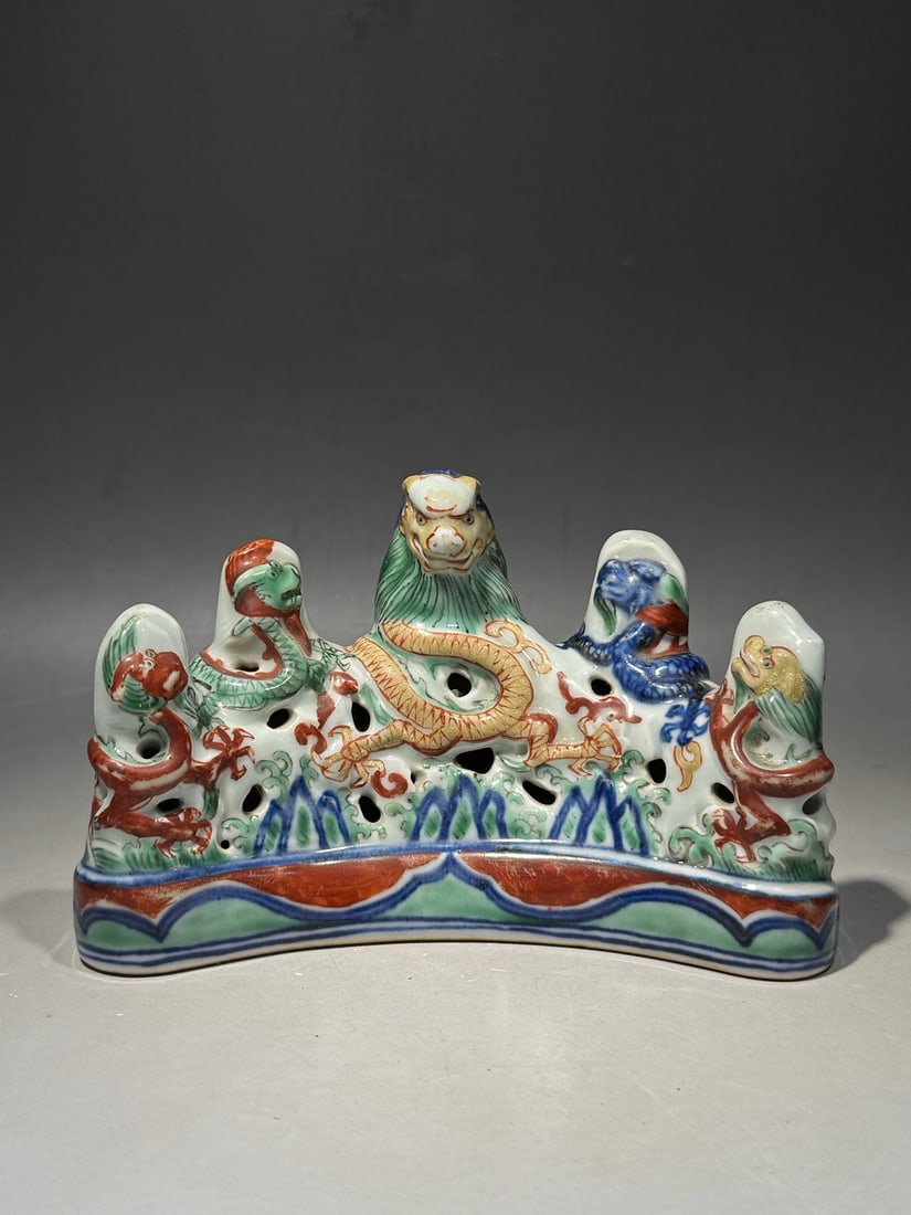 An Exquisite Blue and White Wucai Dragon Pattern Brush Holder (1 of 8)