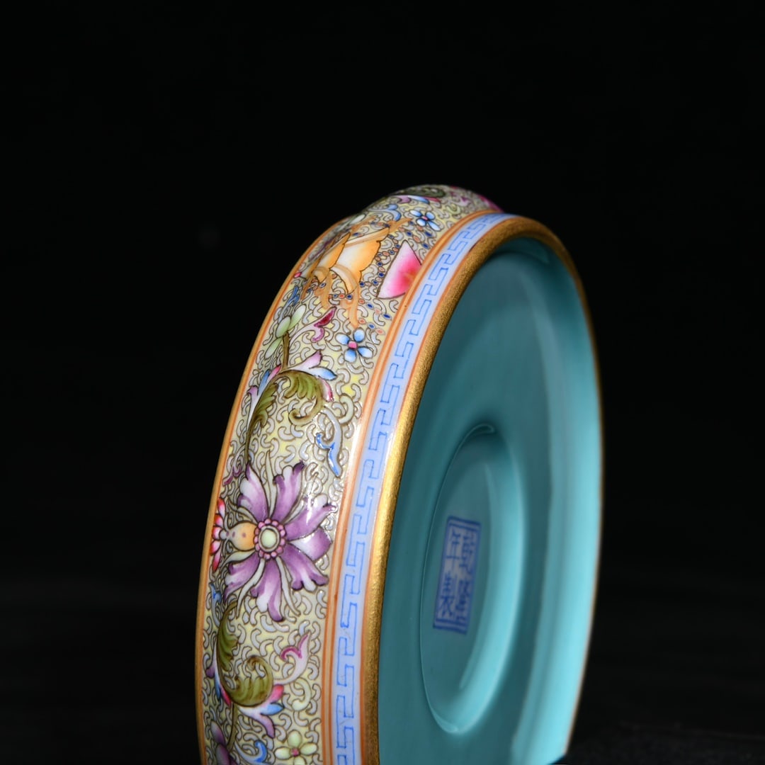 An Exquisite Enamel Figures Pattern Cup Stand - 8