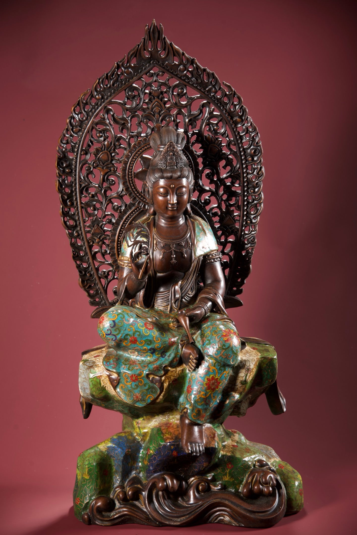 An Exquisite Cloisonne Buddha Statue Ornament: An Exquisite Cloisonne Buddha Statue Ornament,Qing Dynasty, China,Size:29.9inx13.8in ,Weight:17500g 景泰蓝佛像摆件,中国清代