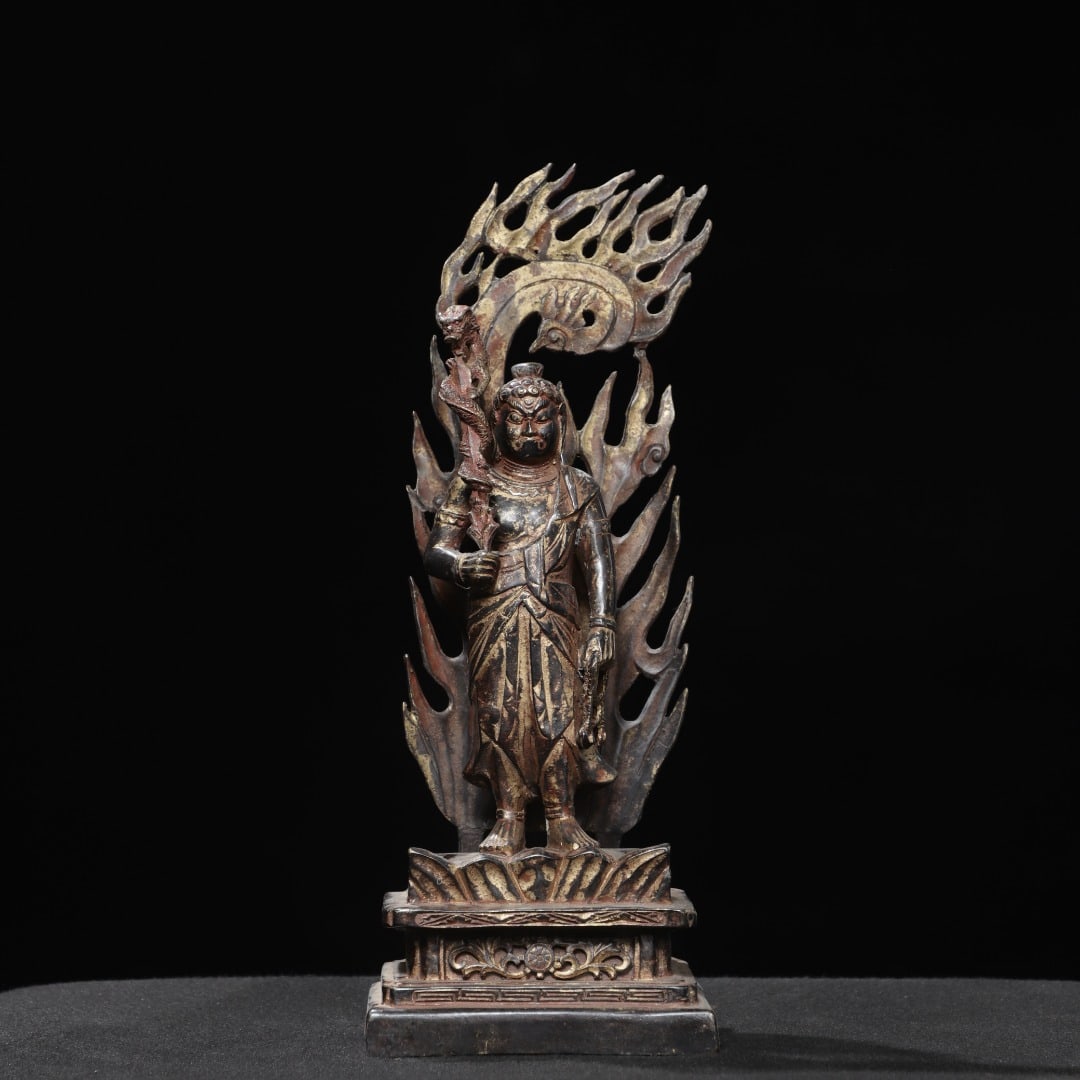 An Exquisite Bronze Gold Printed Buddha Statue Ornament: An Exquisite Bronze Gold Printed Buddha Statue Ornament,Ming Dynasty, China,Size:11.8inx4.3inx2.8in,Weight:1200g 铜拓金佛像摆件,中国明ߣ