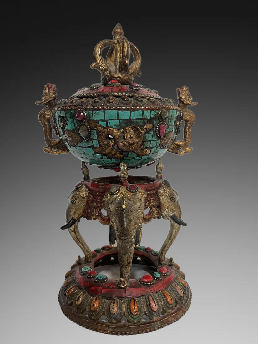 An Exquisite Bronze Inlaid Hundred Treasures Elephant Foot Censer: An Exquisite Bronze Inlaid Hundred Treasures Elephant Foot Censer,Qing Dynasty, China,Size:9.4inx4.3in,Weight:1431g 铜造百宝嵌象足炉,中国