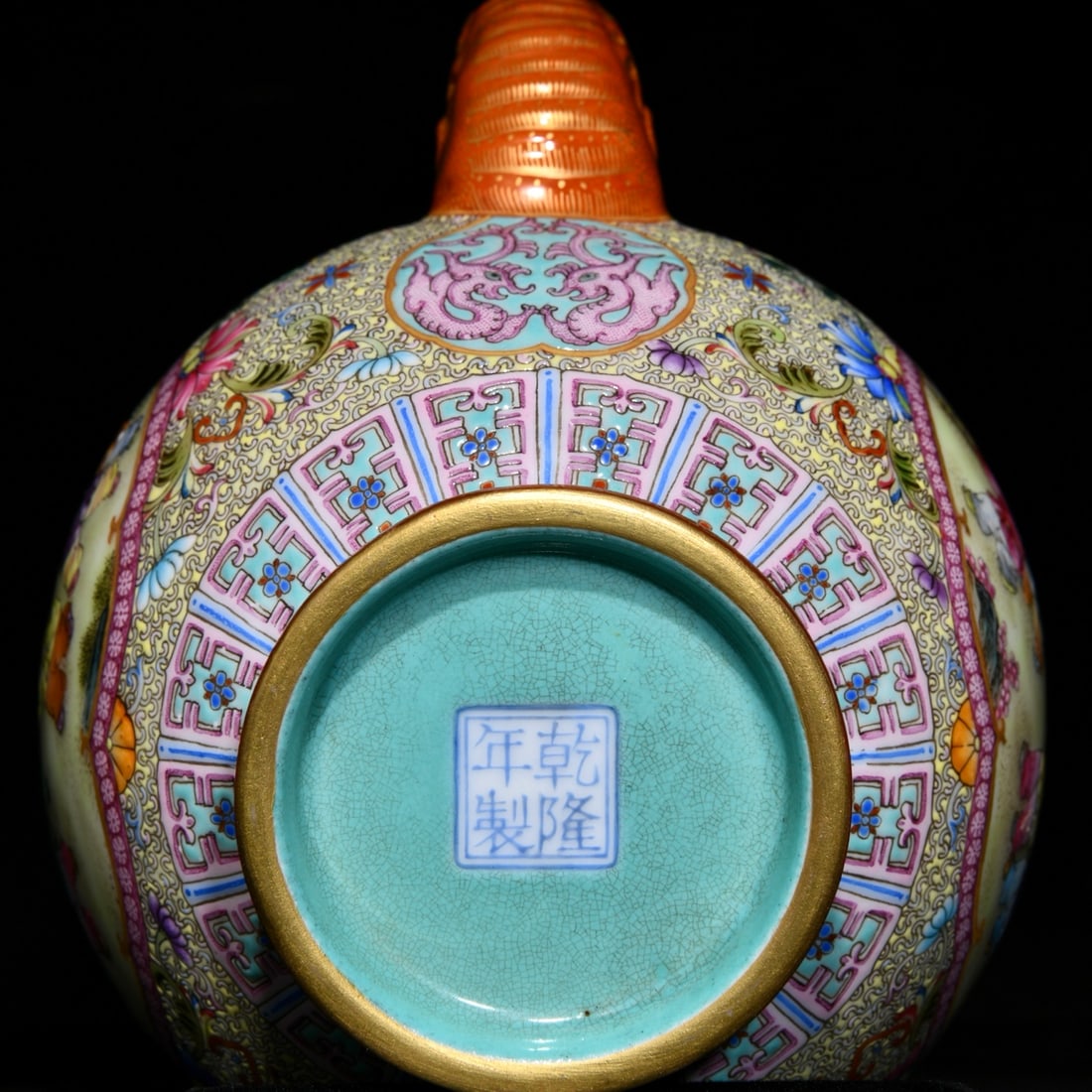 An Exquisite Enamel Gilt Figures Pattern Ewer - 9