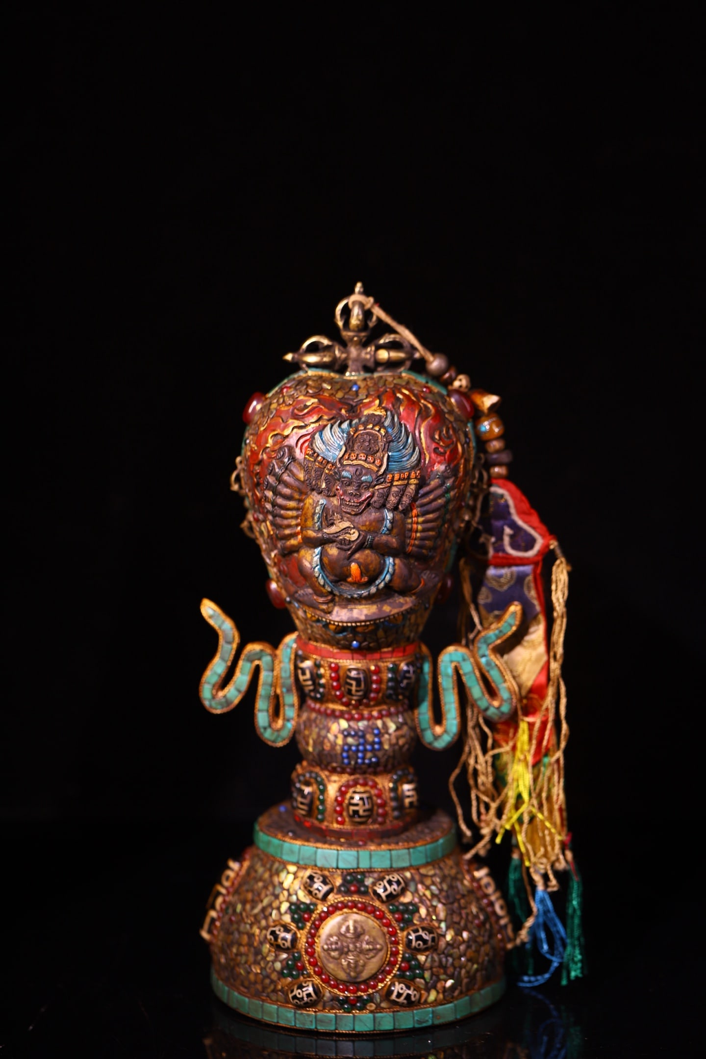 An Exquisite Bronze Cloisonné Inlaid Gems Dharma Instrument: An Exquisite Bronze Cloisonné Inlaid Gems Dharma Instrument,Qing Dynasty, China,Size:11.8inx5.5in,Weight:1500g