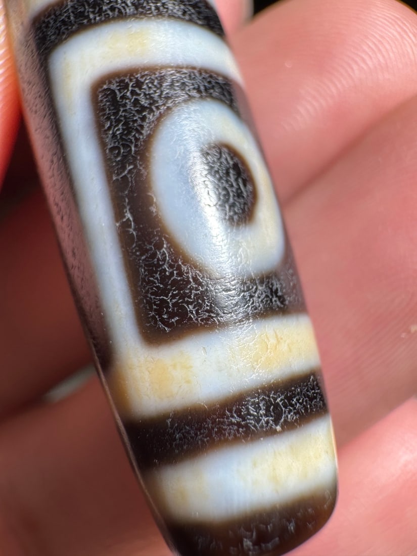 An Exquisite Four-Eye Dzi bead - 5