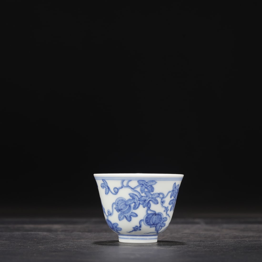 An Exquisite Blue and White Pumpkin Pattern Cup - 2