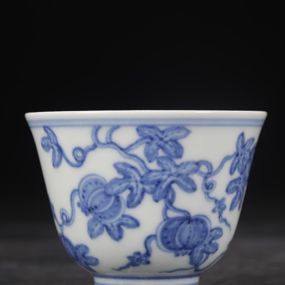 An Exquisite Blue and White Pumpkin Pattern Cup - 3