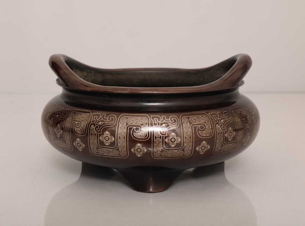 An Exquisite Bronze inlaid Silver Wire Tripod Ingot-Ears Censer (1 of 9)