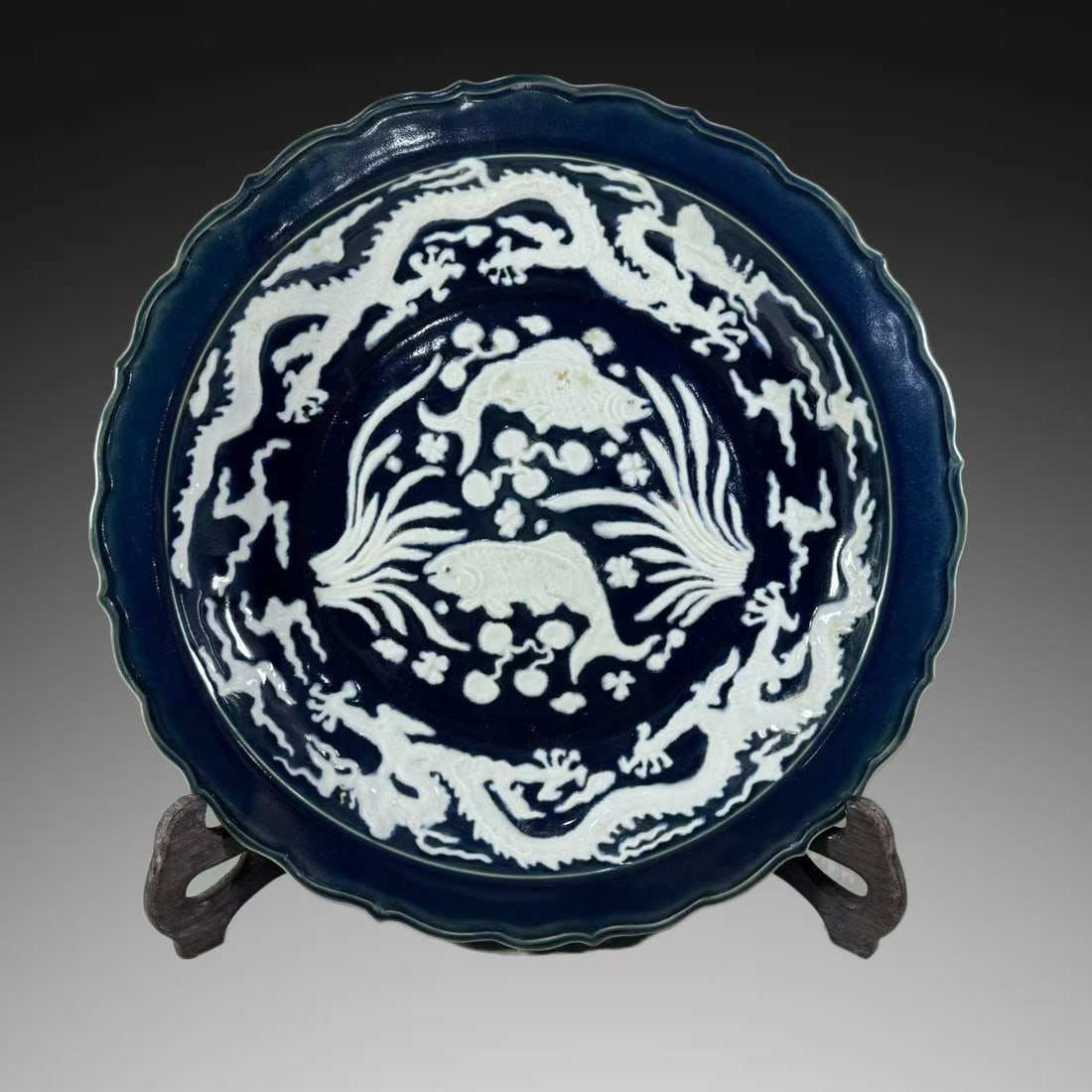 An Exquisite Ji Blue Glazed Dragon Pattern Plate (1 of 7)