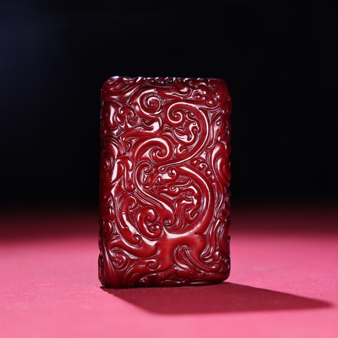 An Exquisite Hotan Jade Phoenix Pattern Pendant: An Exquisite Hotan Jade Phoenix Pattern Pendant,Han Dynasty, China,Size:3.5inx2.2inx0.9in,Weight:301g 和田玉凤纹佩,中国汉代