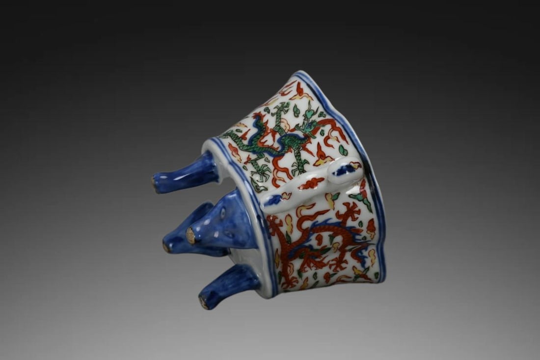 An Exquisite Wucai Dragon Pattern Brush Washer - 6