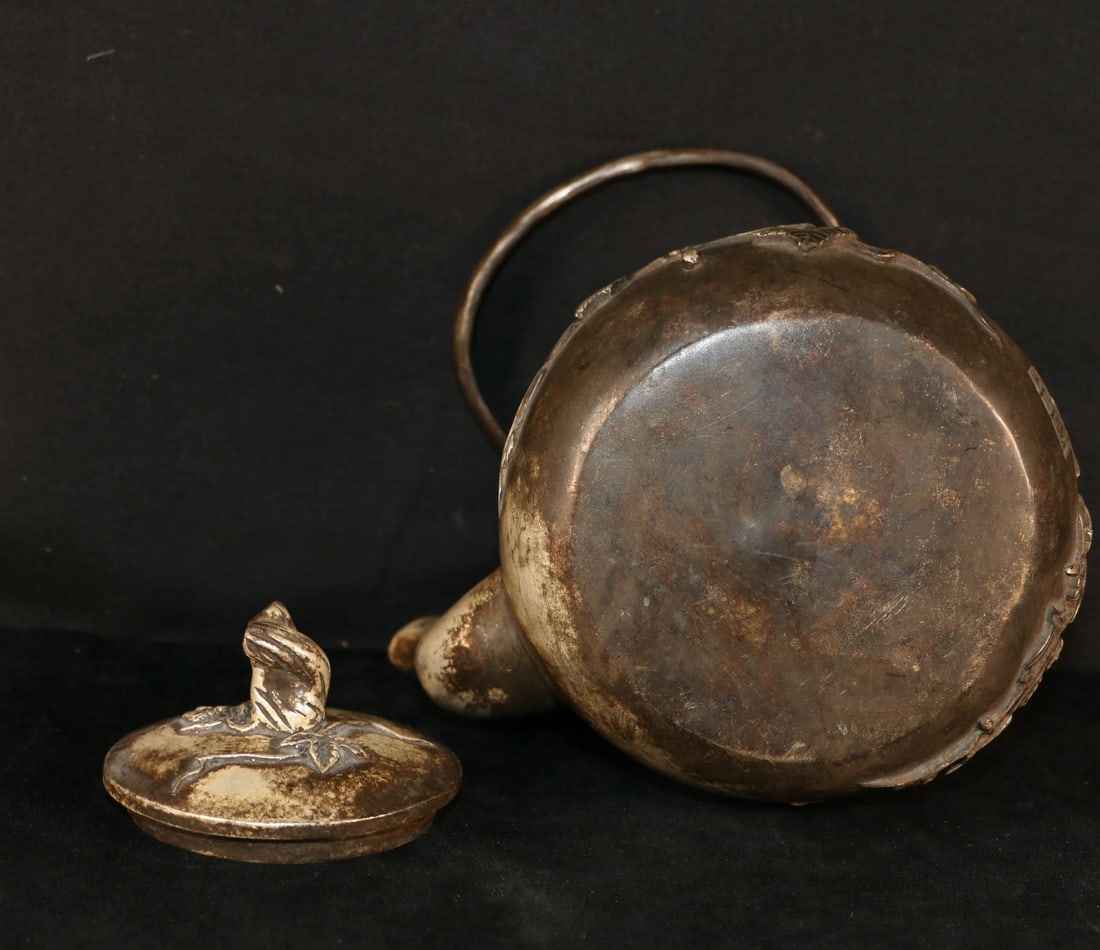 An Exquisite Silver-Gilt Copper Gourd Pattern Ewer - 10