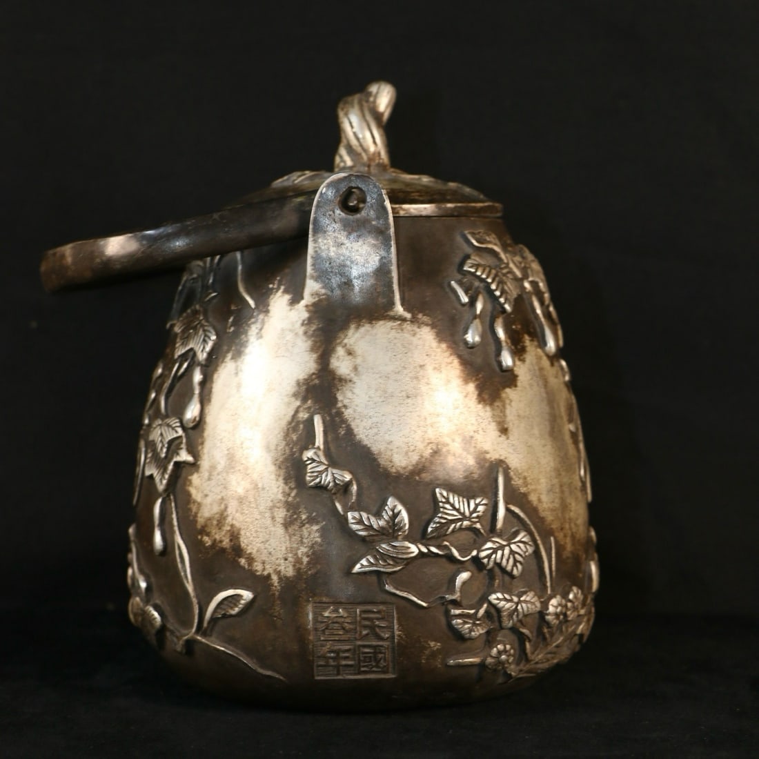 An Exquisite Silver-Gilt Copper Gourd Pattern Ewer - 4