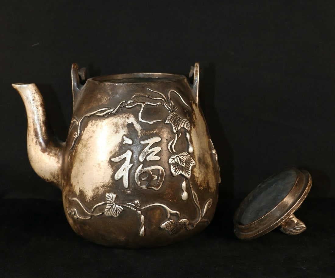 An Exquisite Silver-Gilt Copper Gourd Pattern Ewer - 8