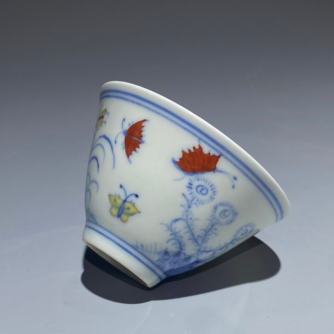 An Exquisite Doucai Grass and Insect Pattern Cup - 4