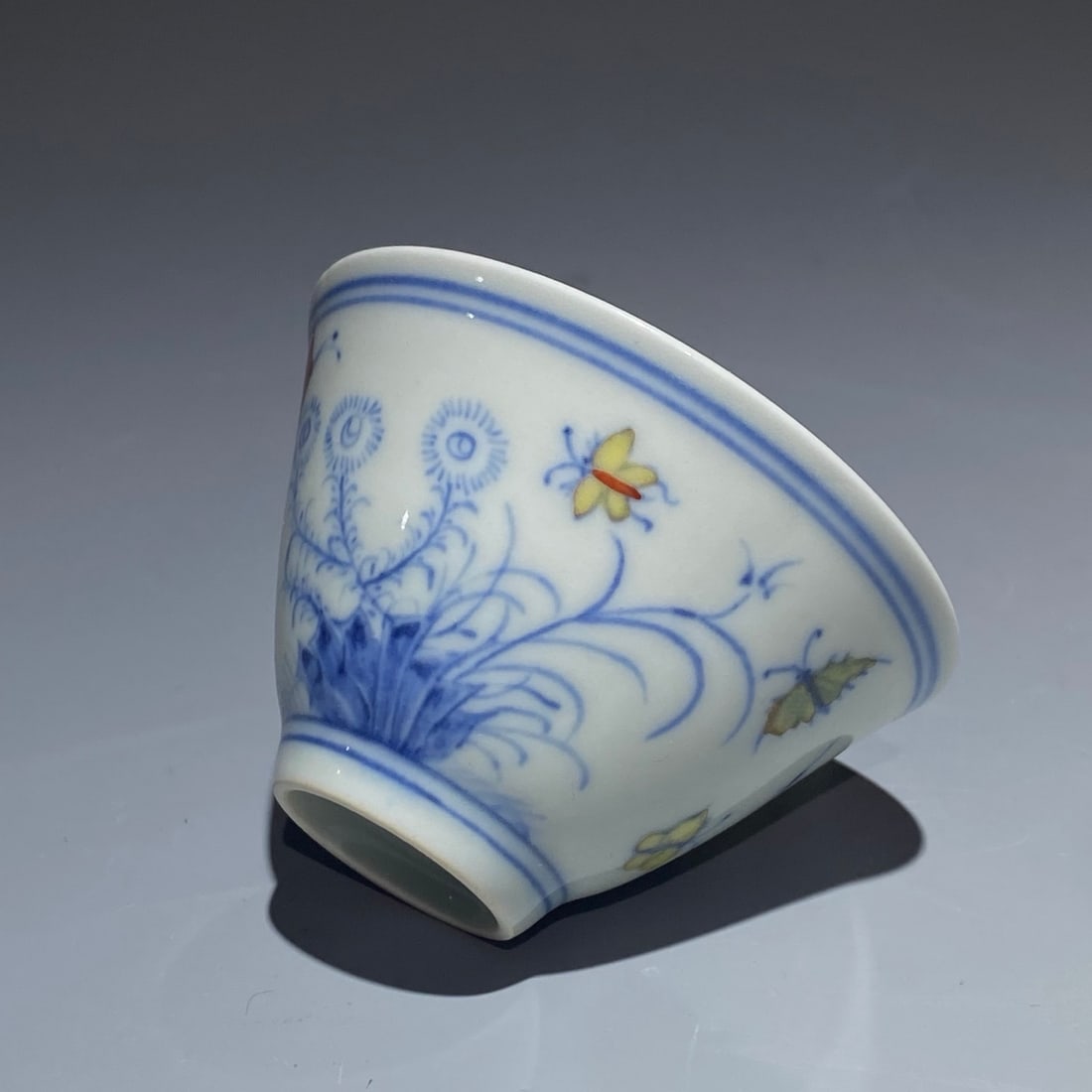 An Exquisite Doucai Grass and Insect Pattern Cup - 5