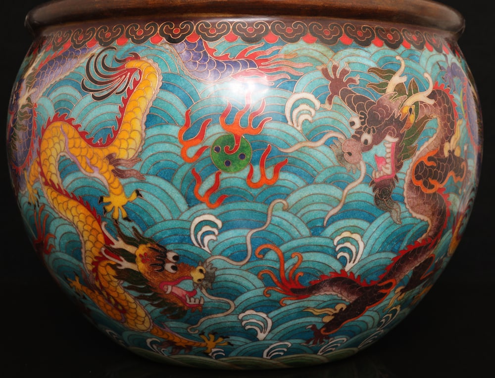 An Exquisite Cloisonne Dragon Pattern Vat - 8