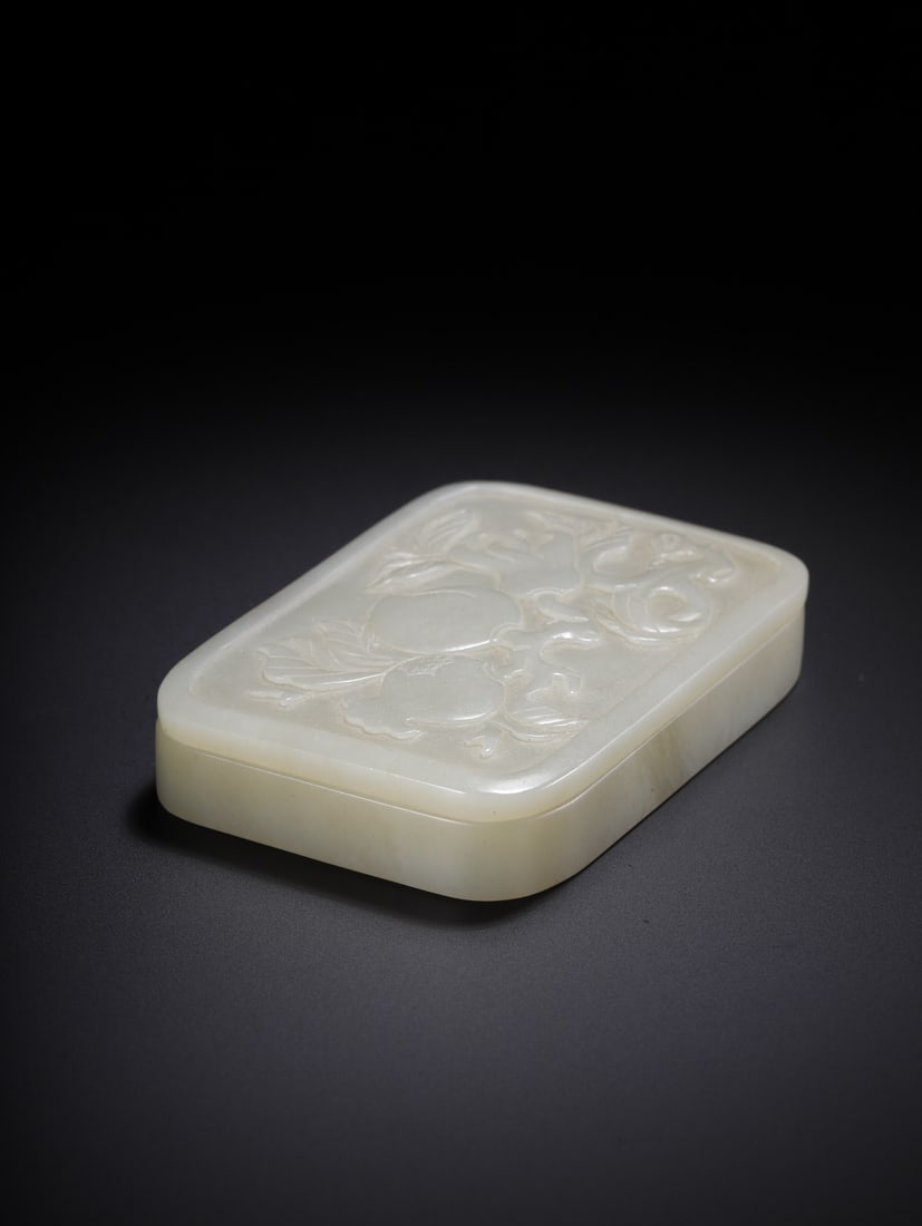 An Exquisite Hotan Jade Peach Pattern Box - 3