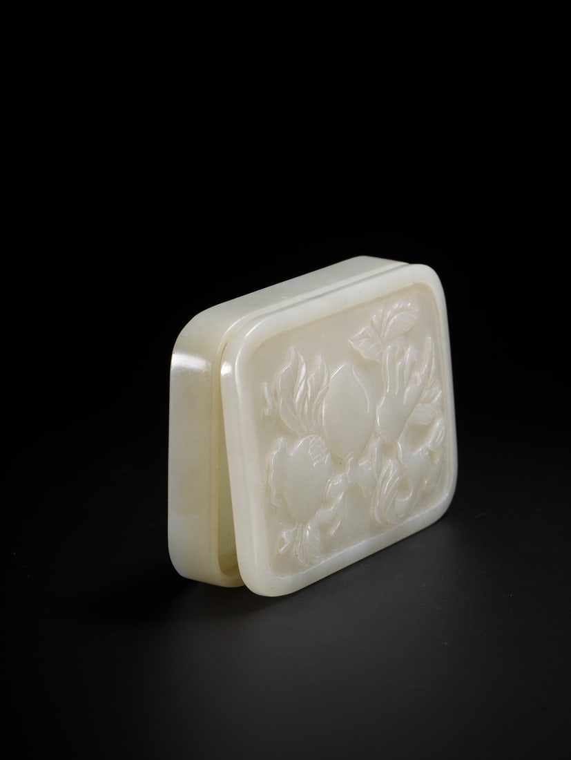 An Exquisite Hotan Jade Peach Pattern Box - 7