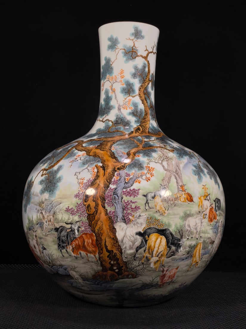 An Exquisite Enamel Sheep Pattern Vase (1 of 8)