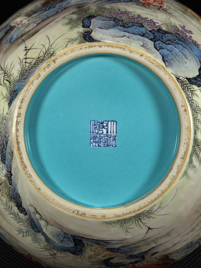 An Exquisite Enamel Sheep Pattern Vase - 8