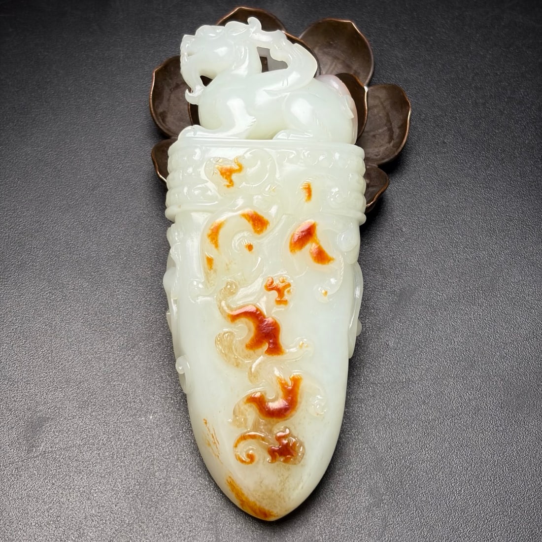 An Exquisite Hotan White Jade Dragon Handheld Carving: An Exquisite Hotan White Jade Dragon Handheld Carving,Qing Dynasty, China,Size:4.1inx1.7inx1in,Weight:150g