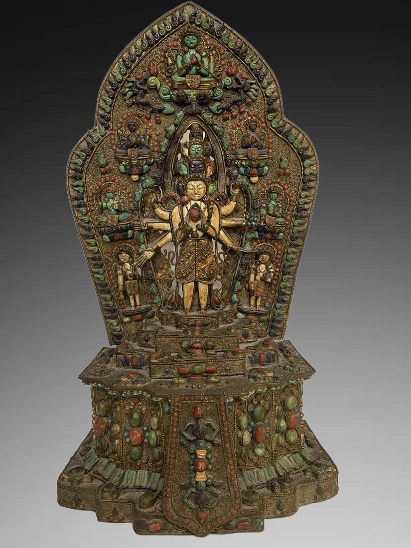 An Exquisite Silver Filigree Inlaid Hundred Treasures Eight Arms Avalokitesvara Ornament: An Exquisite Silver Filigree Inlaid Hundred Treasures Eight Arms Avalokitesvara Ornament,Qing Dynasty, China,Size:22.6inx12.8inx8.3in,Weight:5713g