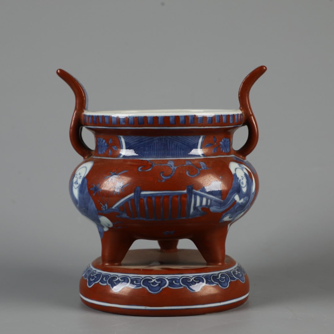 An Exquisite Blue and White Iron-Red Figures Pattern Censer: An Exquisite Blue and White Iron-Red Figures Pattern Censer,Ming Dynasty, China,Wanli Six-character Mark,Size:7.1inx6.3in 青花矾红人物纹炉,中Þ
