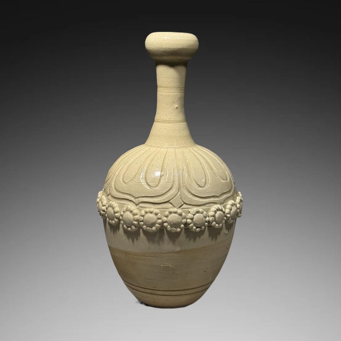 An Exquisite Xiangzhou Yao Shadow Blue Glazed Vase (1 of 6)