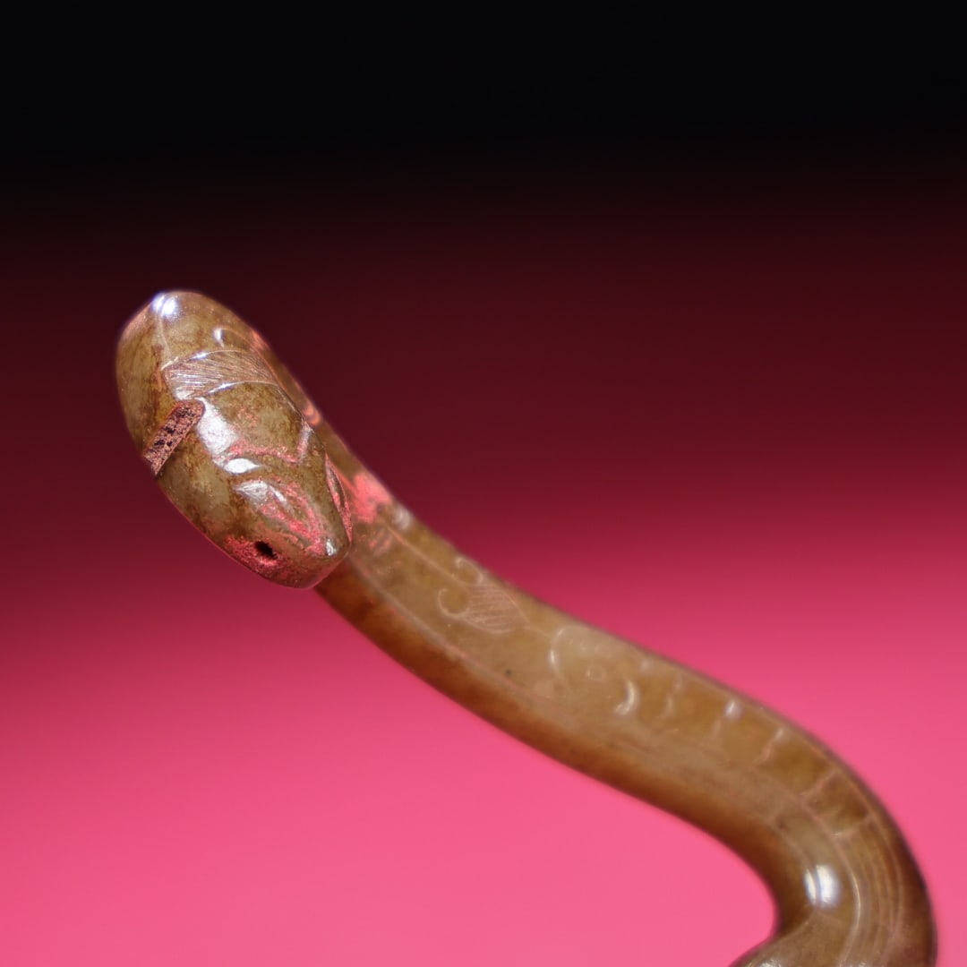 An Exquisite Hotan Jade Snake - 3