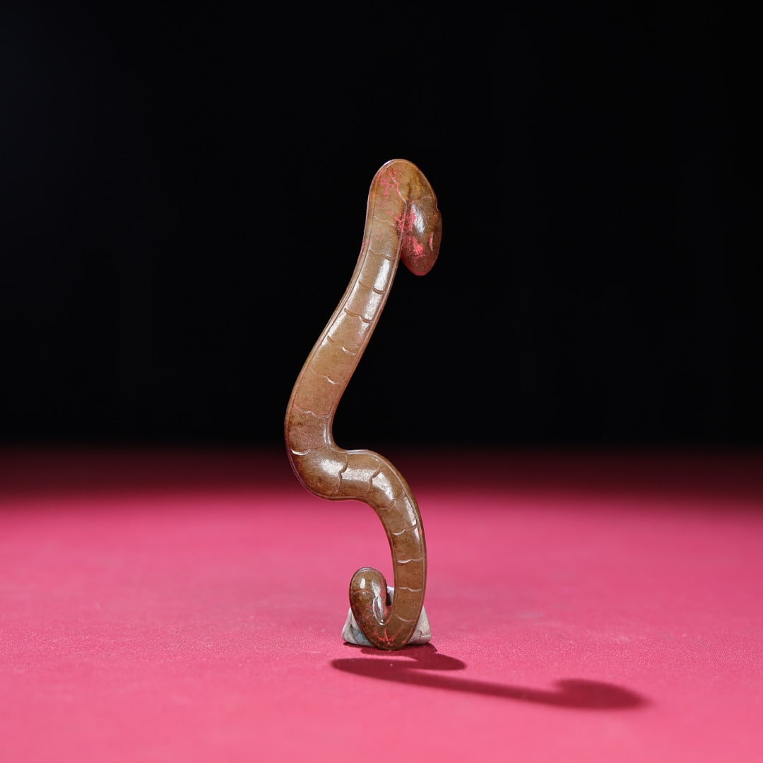 An Exquisite Hotan Jade Snake - 6