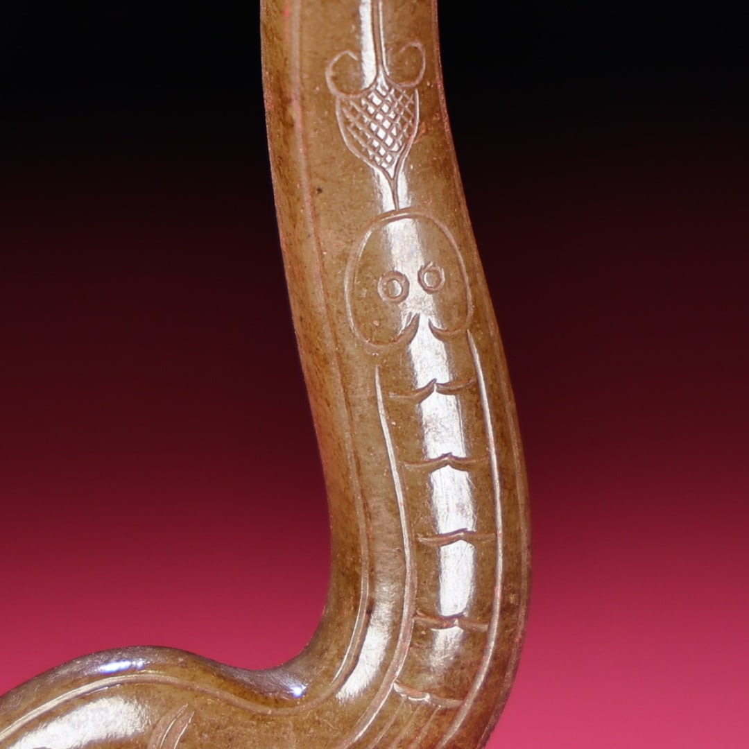 An Exquisite Hotan Jade Snake - 7