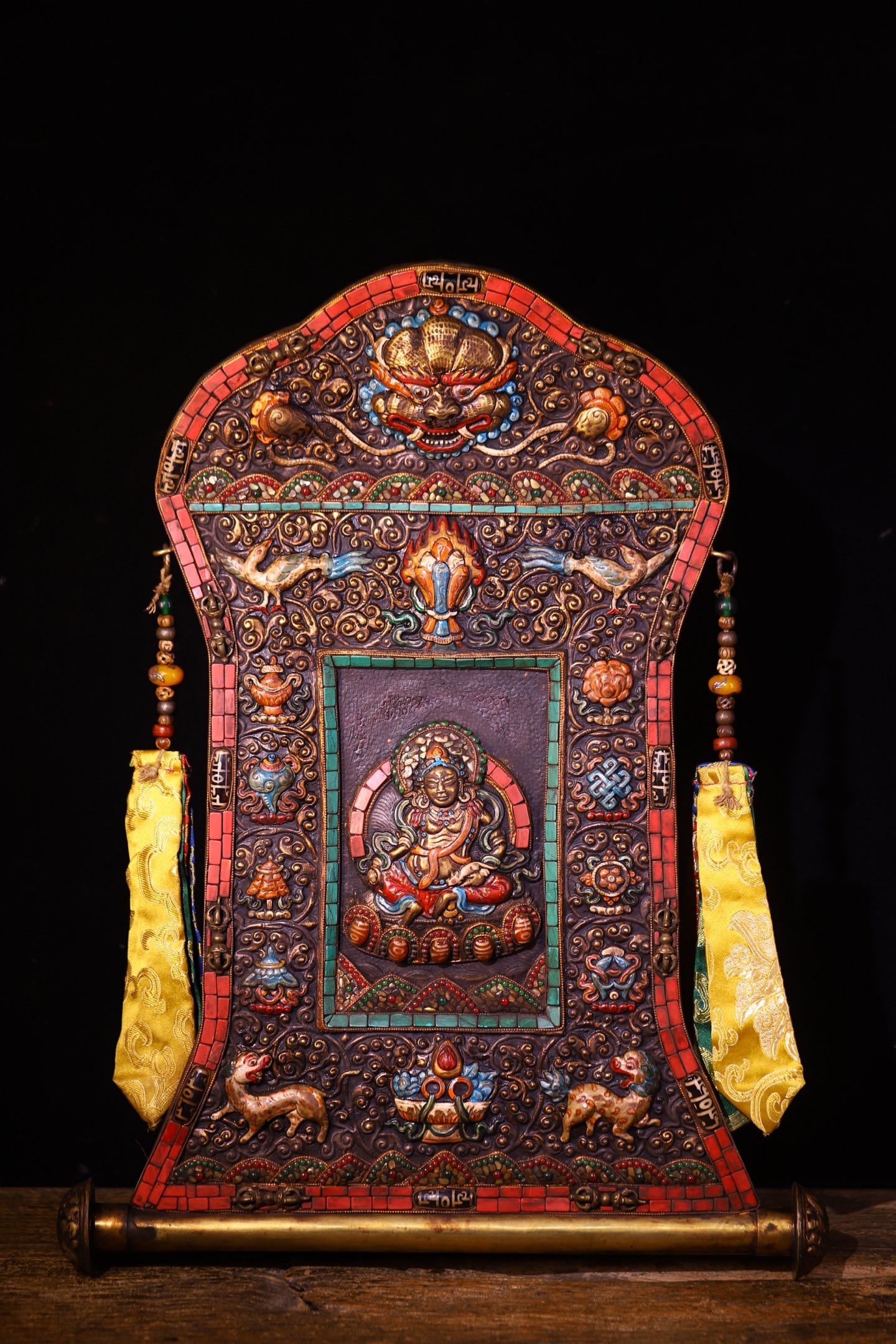 An Exquisite Bronze Inlaid Gems Thangka: An Exquisite Bronze Inlaid Gems Thangka,Qing Dynasty, China,Size:19.7inx18.9in,Weight:1600g 铜镶嵌宝石唐卡,中国清代