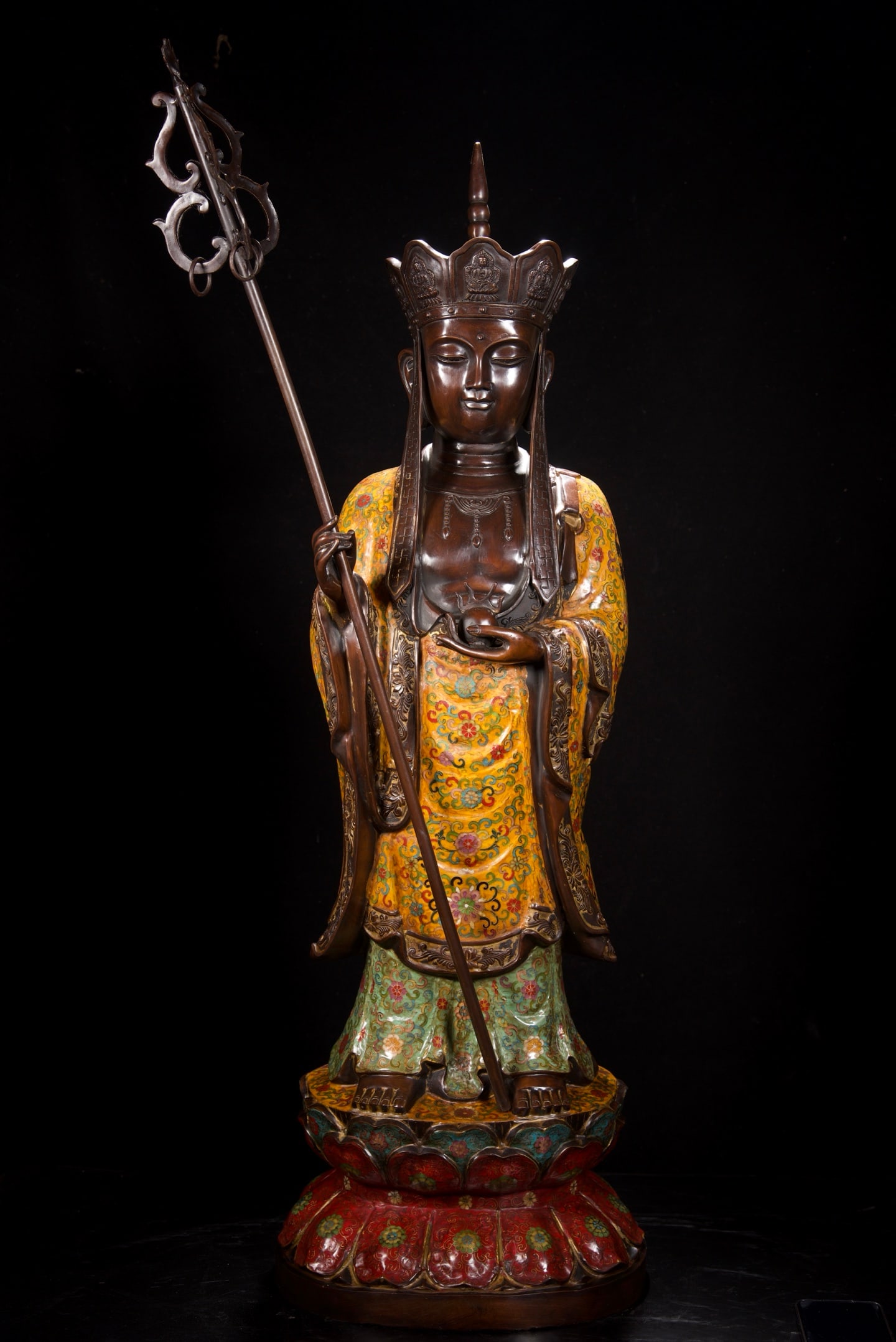 An Exquisite Cloisonne Bodhisattva Statue Ornament: An Exquisite Cloisonne Bodhisattva Statue Ornament,Ming Dynasty, China,Size:42.5inx13.8in ,Weight:28400g 景泰蓝菩萨摆件,中国明代