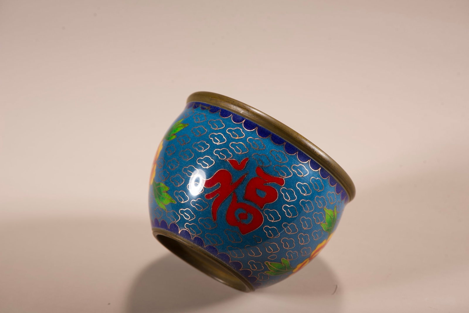 An Exquisite Cloisonne Flower Pattern Vat - 9
