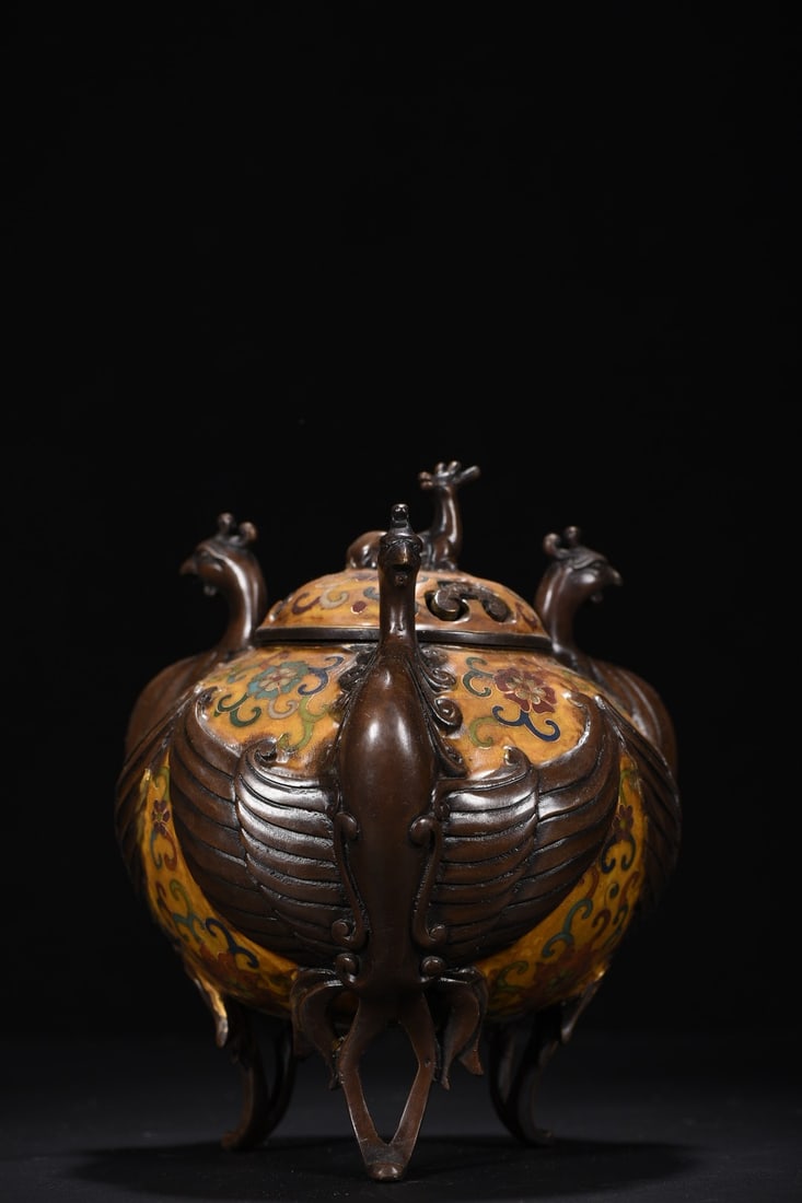 An Exquisite Cloisonne Phoenix Censer: An Exquisite Cloisonne Phoenix Censer,Qing Dynasty, China,Size:8.3inx6.7in ,Weight:2360g 景泰蓝凤炉,中国清代