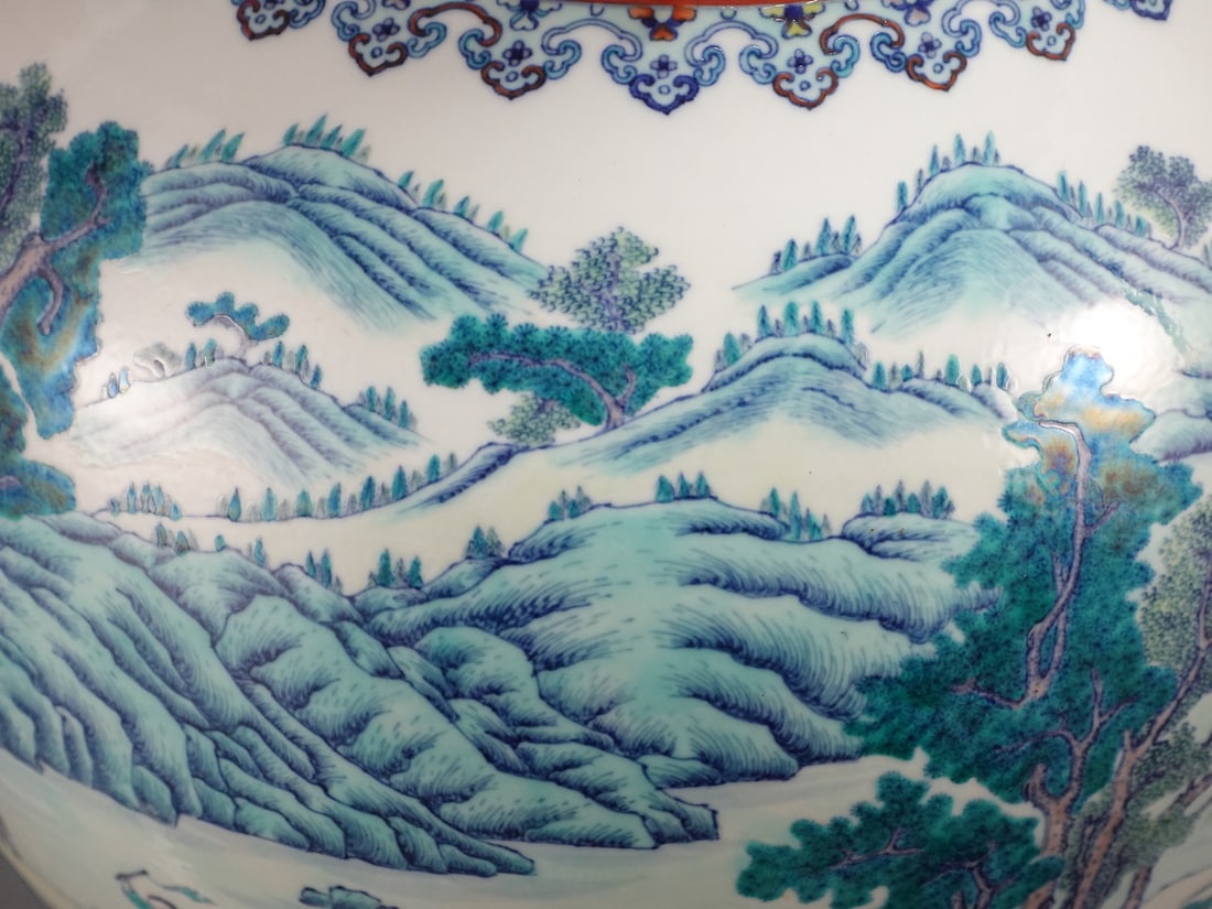 An Exquisite Doucai Figures Pattern Double-Ears Vase - 7